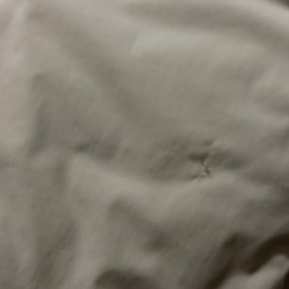 Vuori Women's Canyon Insulated Jacket size small color Pumice - Picture 5 of 7